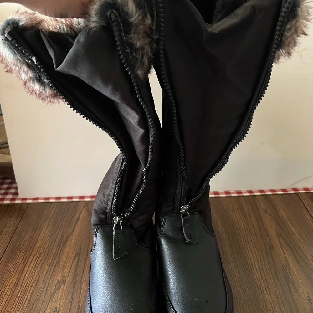 Women's Lands End Black Winter‎ Boots